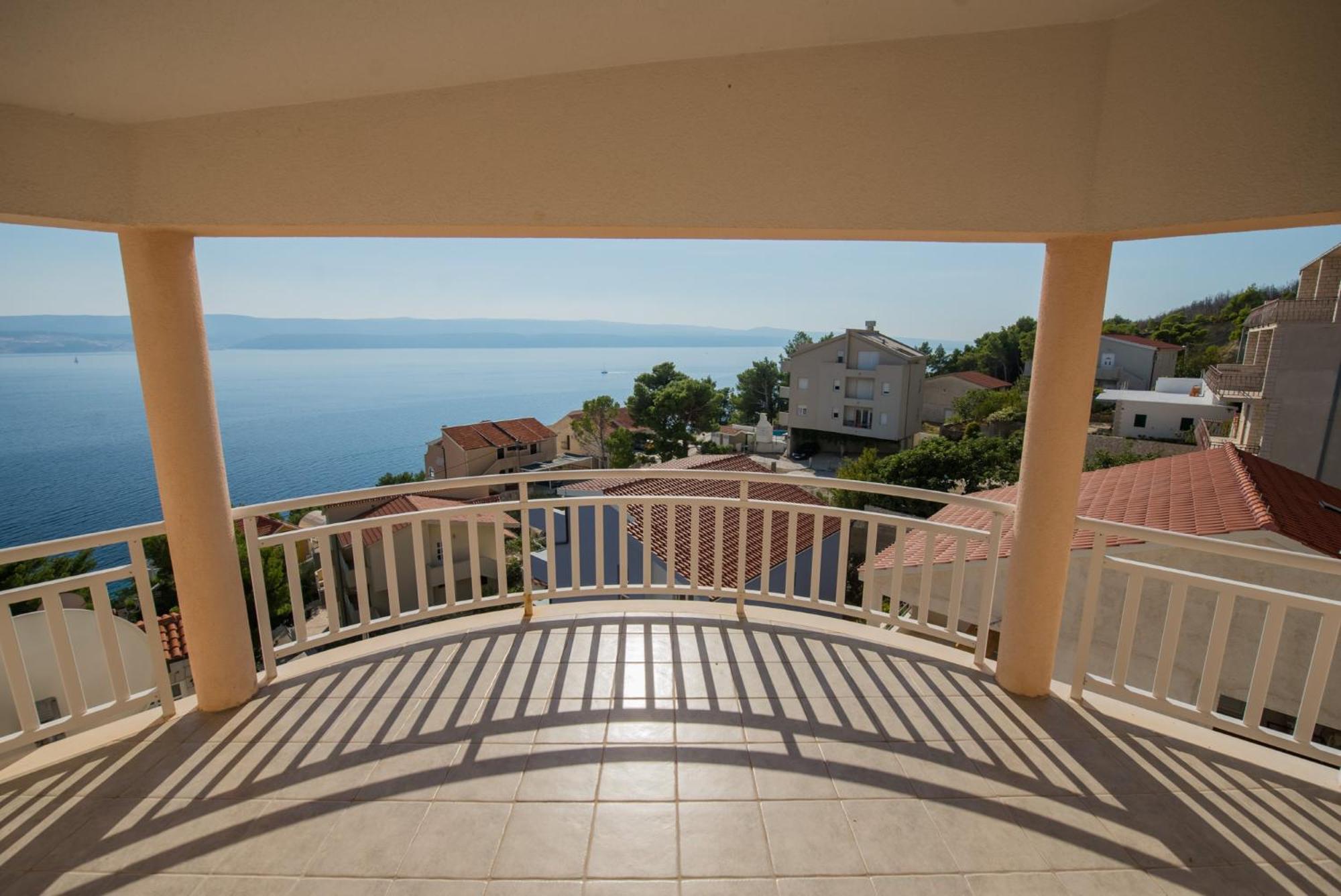 Bed And Breakfast Pero 3 Min Walk To The Beach Lokva Rogoznica Exterior photo