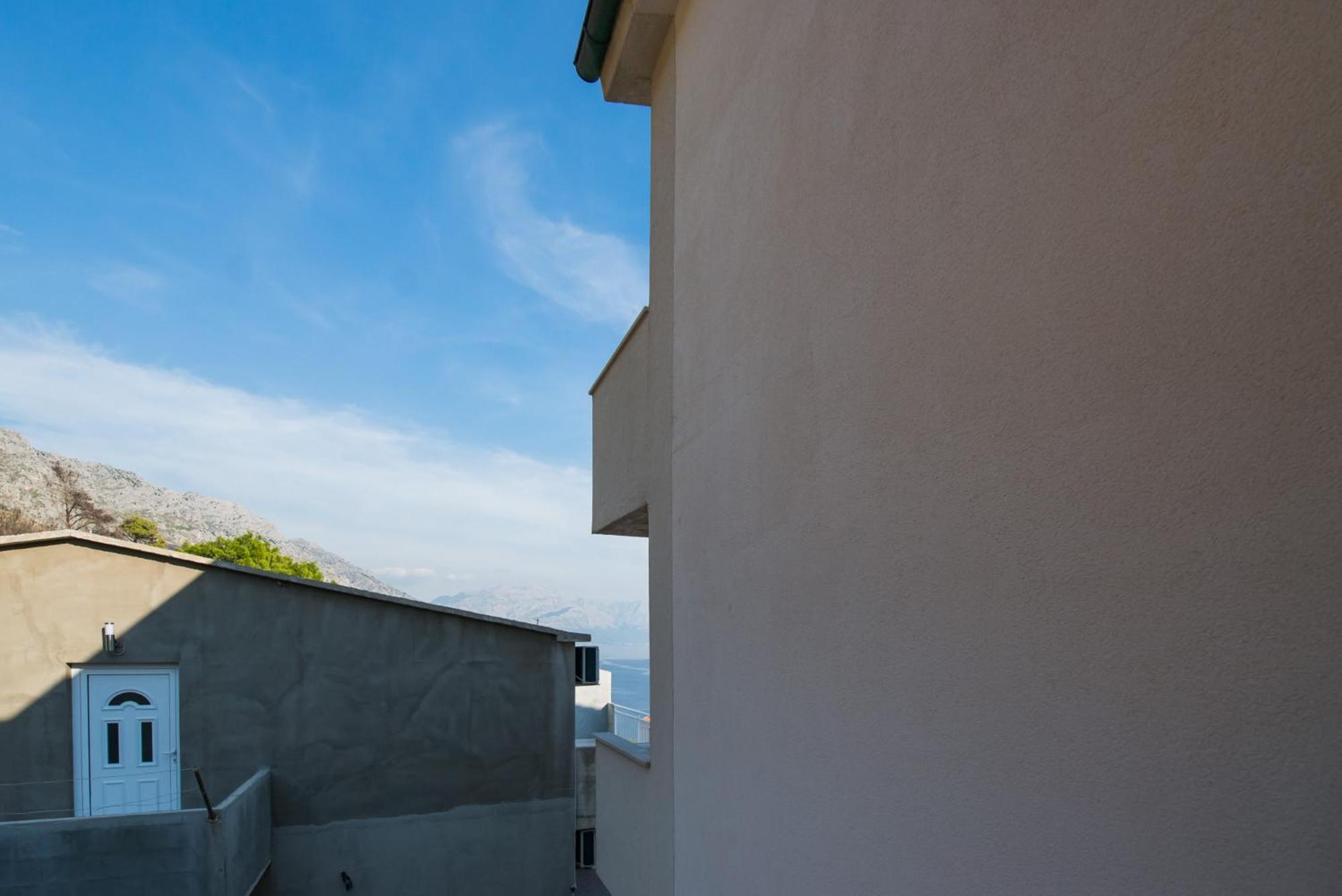 Bed And Breakfast Pero 3 Min Walk To The Beach Lokva Rogoznica Exterior photo