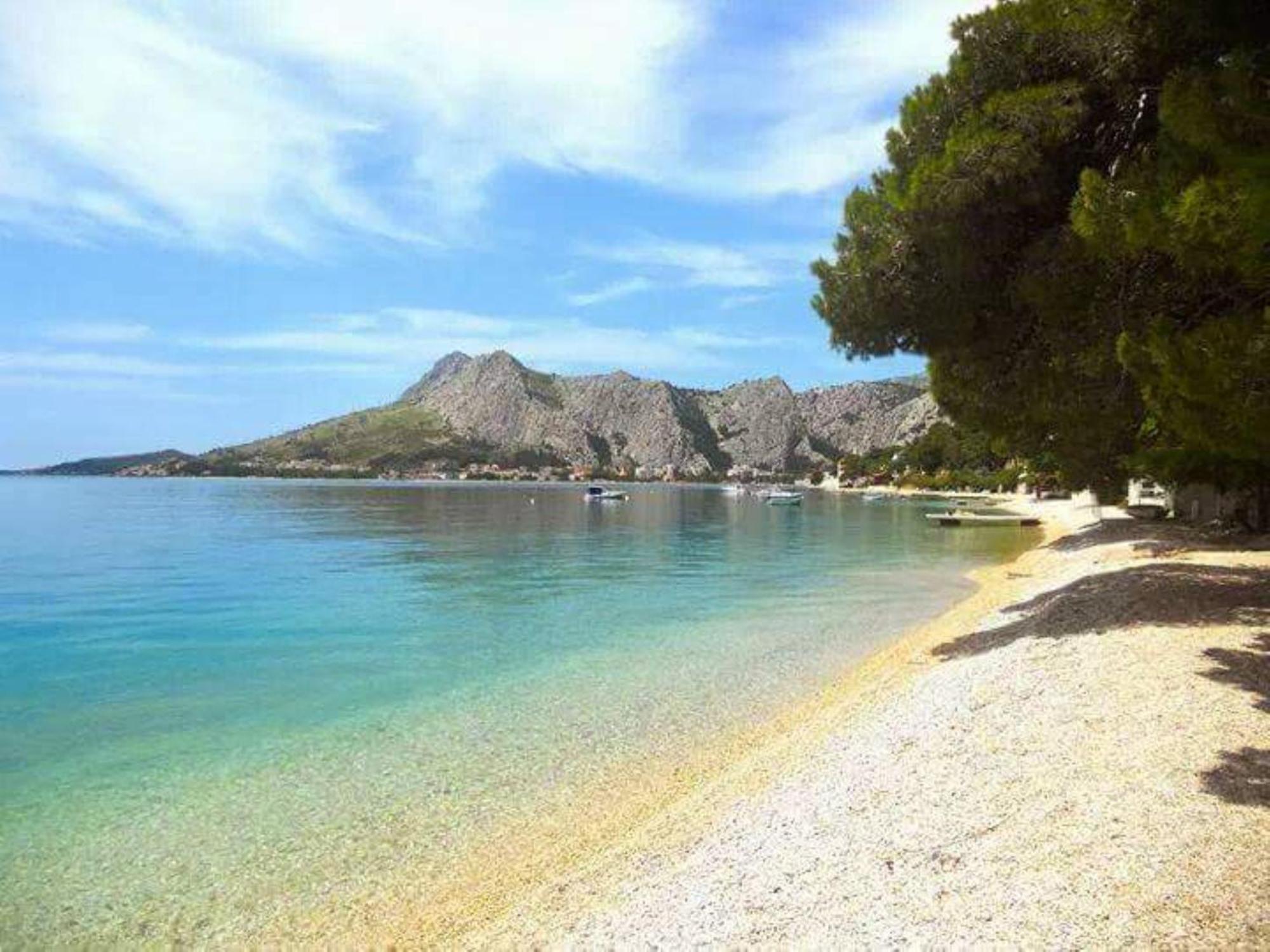 Bed And Breakfast Pero 3 Min Walk To The Beach Lokva Rogoznica Exterior photo